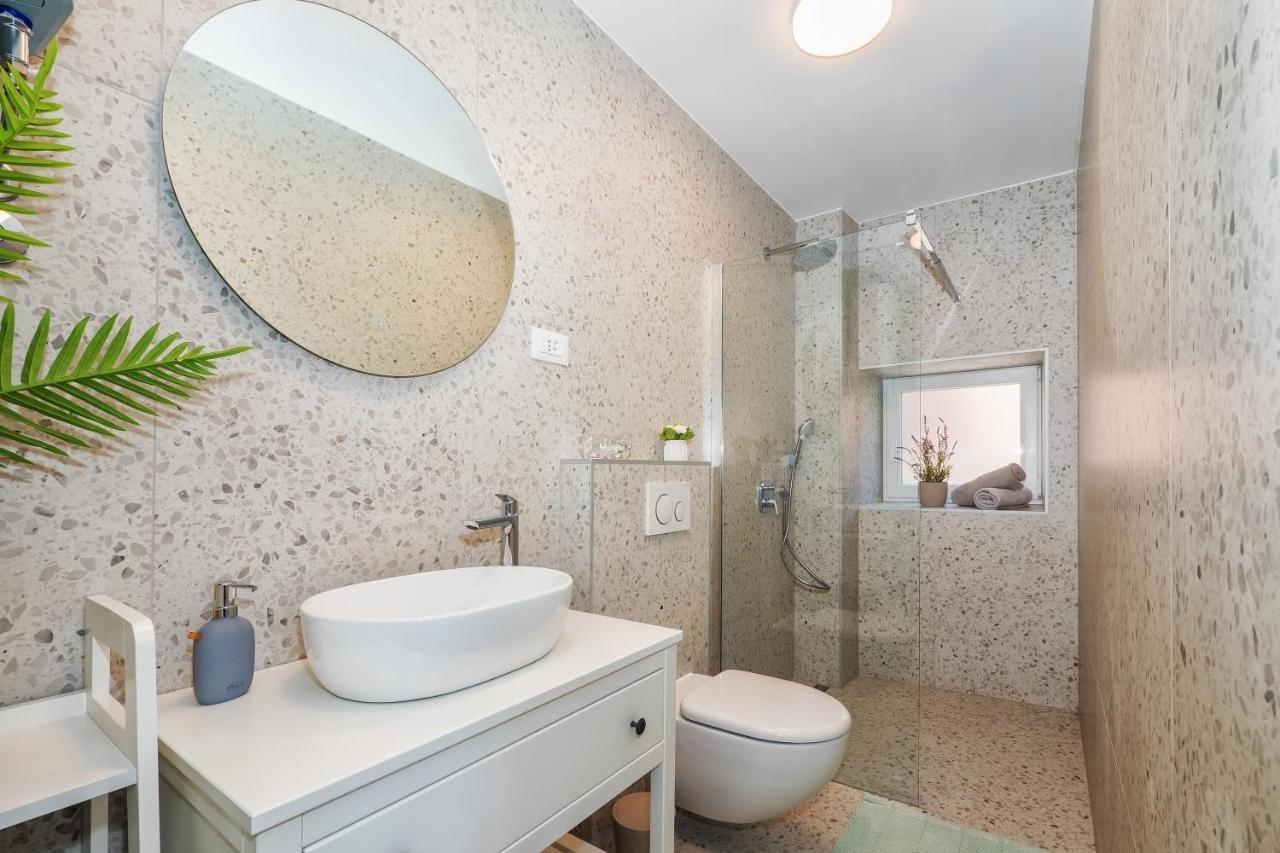 Lucio Suites สปลิท ภายนอก รูปภาพ