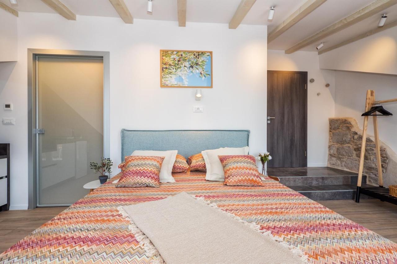 Lucio Suites สปลิท ภายนอก รูปภาพ